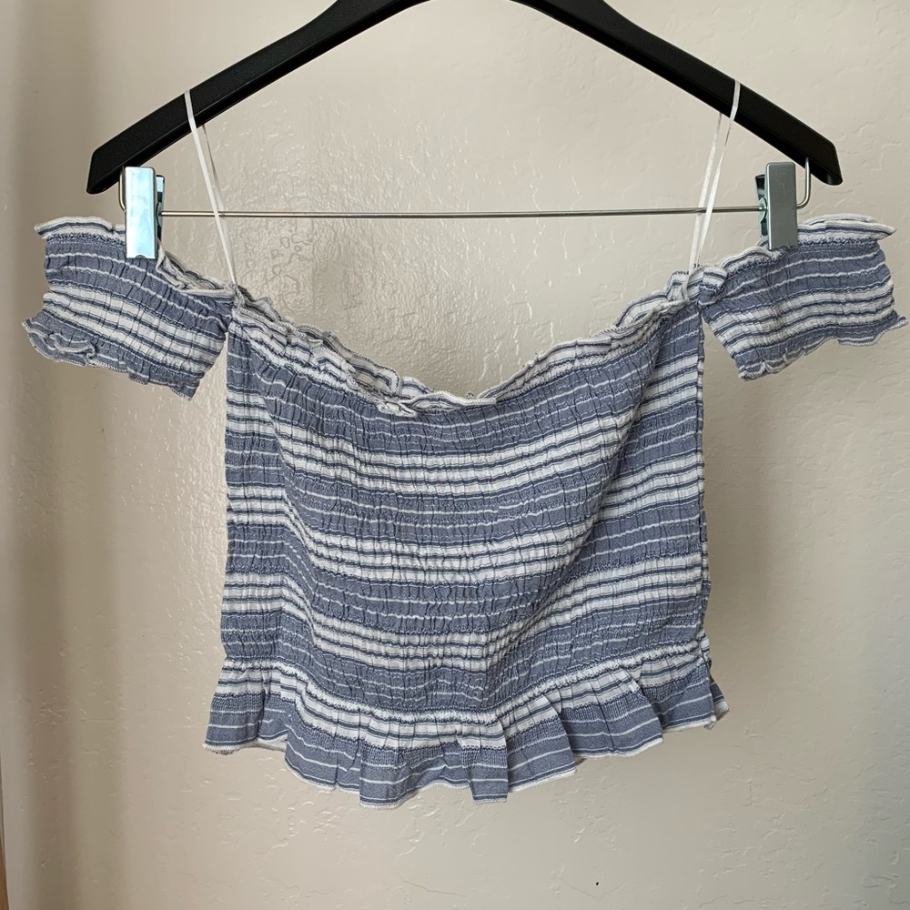 Salty Lemon Cold-Shoulder Crop Top - size S